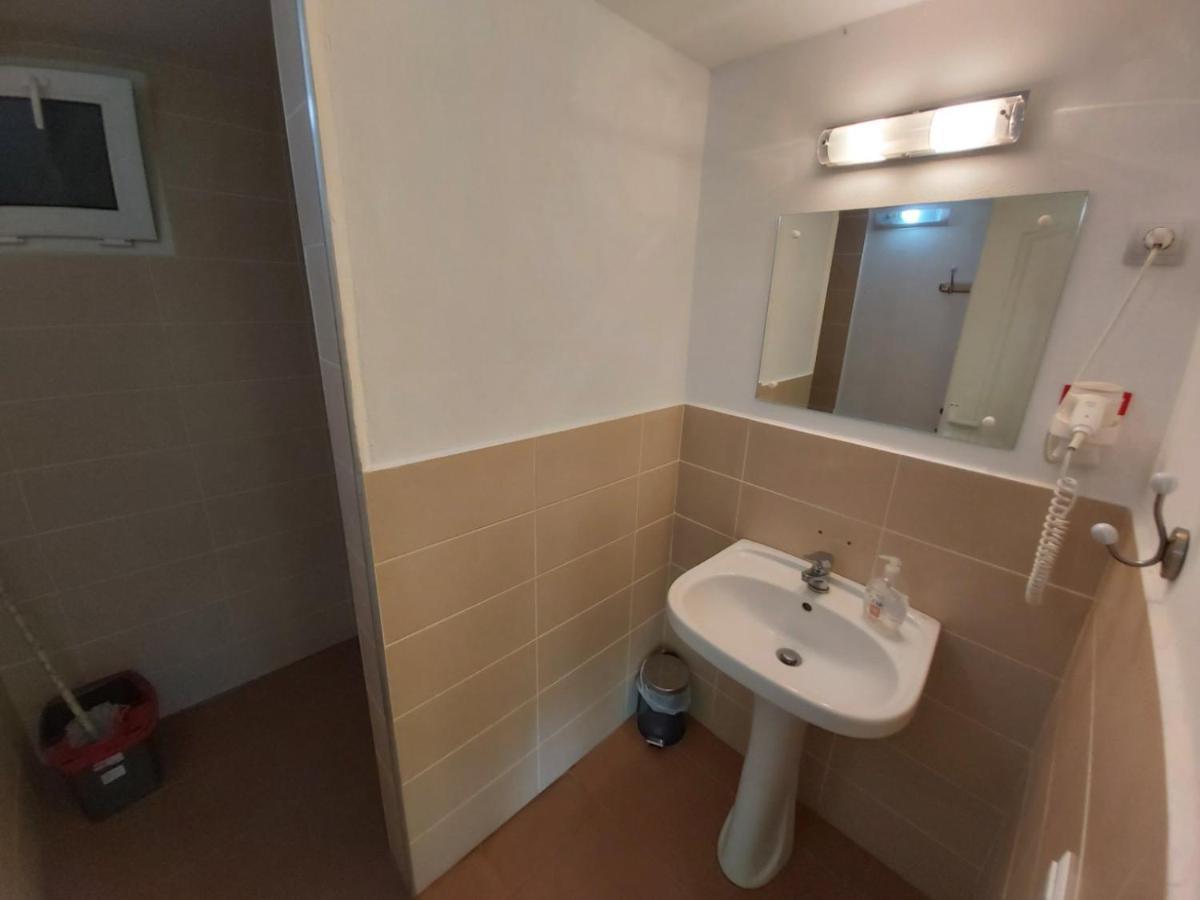 Bungalow Camping Edelweiss - Floare De Colt - Gyopar Rimetea Eksteriør billede