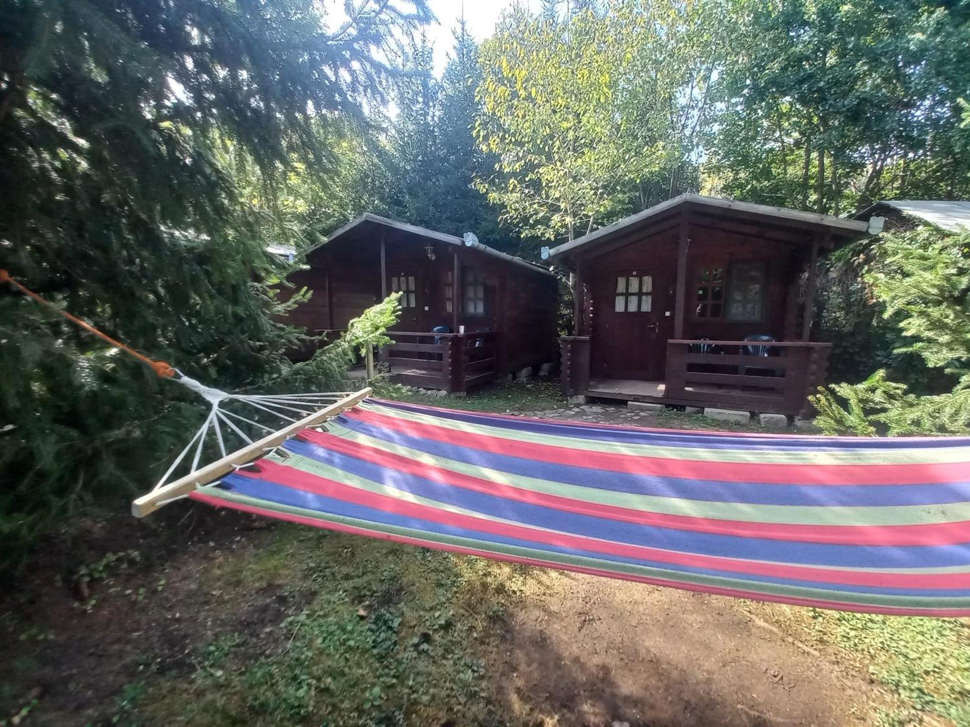 Bungalow Camping Edelweiss - Floare De Colt - Gyopar Rimetea Eksteriør billede